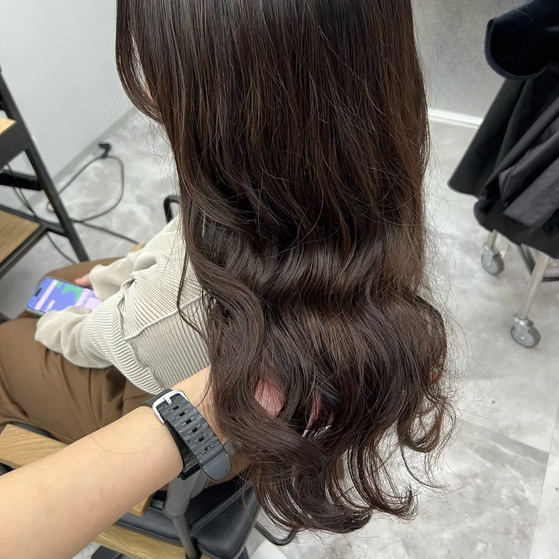 ミディアム ミディアムパーマ カット パーマ トリートメント 岸下 理緒のヘアスタイル