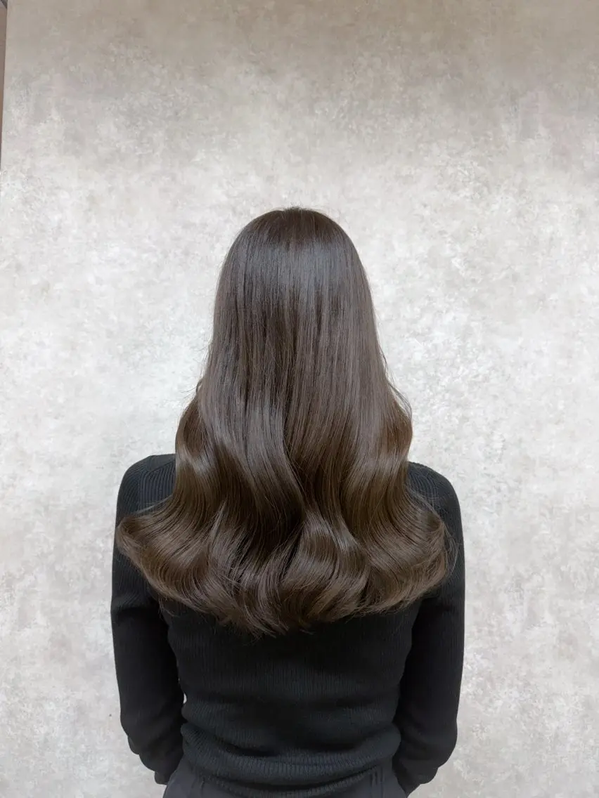 セミロング カラー グレージュ オリーブグレージュ オリーブグレー カット ヘアカラー トリートメント 村田梨乃/ minim hairのヘアスタイル