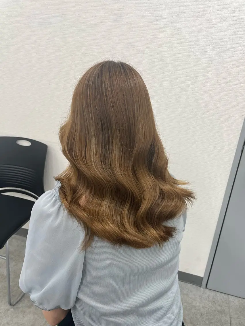 ロング カラー ヘアアレンジ カット トリートメント ヘアセット 縮毛矯正🤍 ボブ/ HIKARIのヘアスタイル