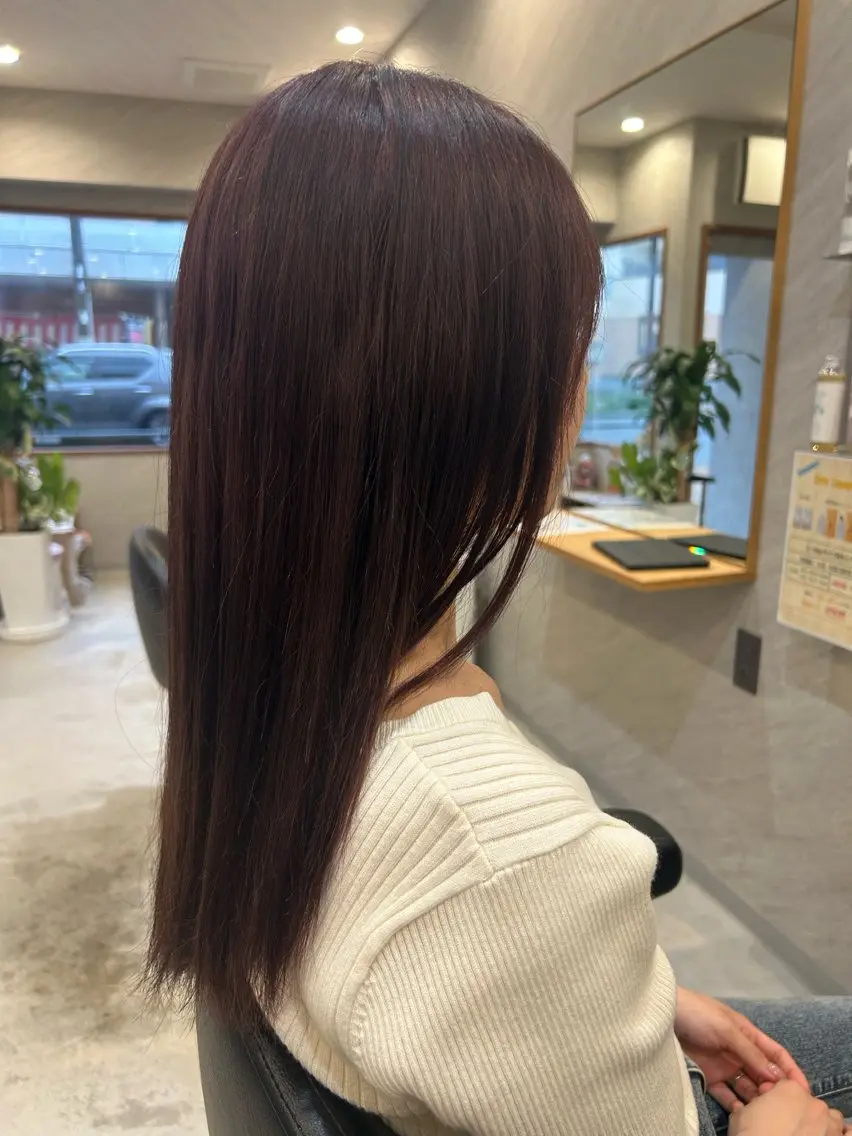 セミロング ラベンダーブラウン ヘアカラー 佐用 里桜のヘアスタイル