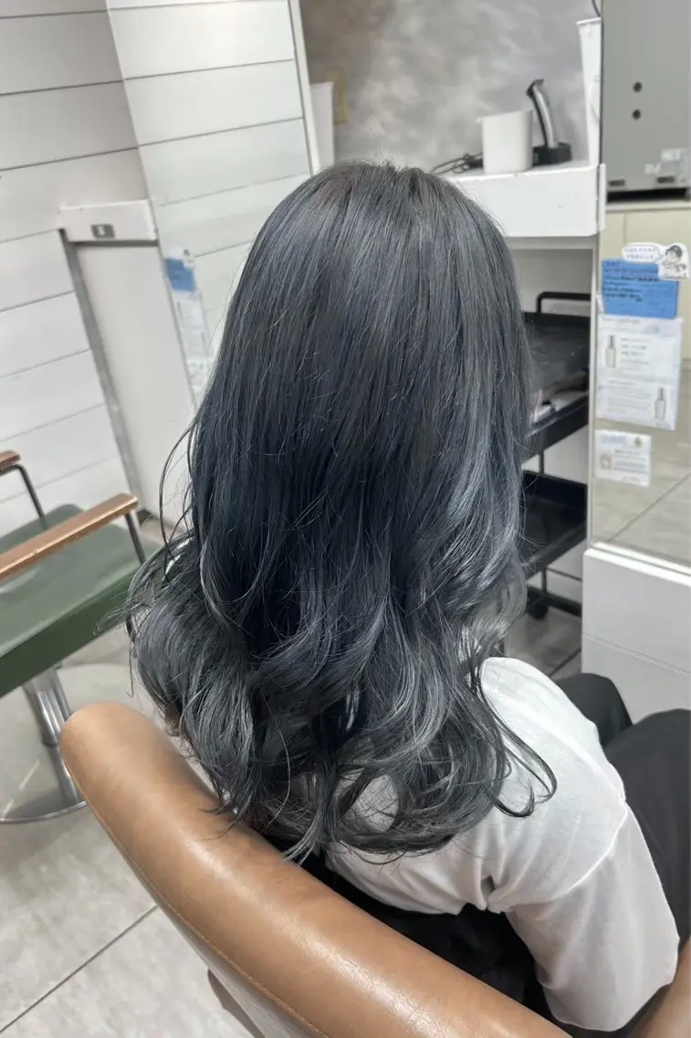 ロング カラー ヘアカラー 本尾 空大のヘアスタイル