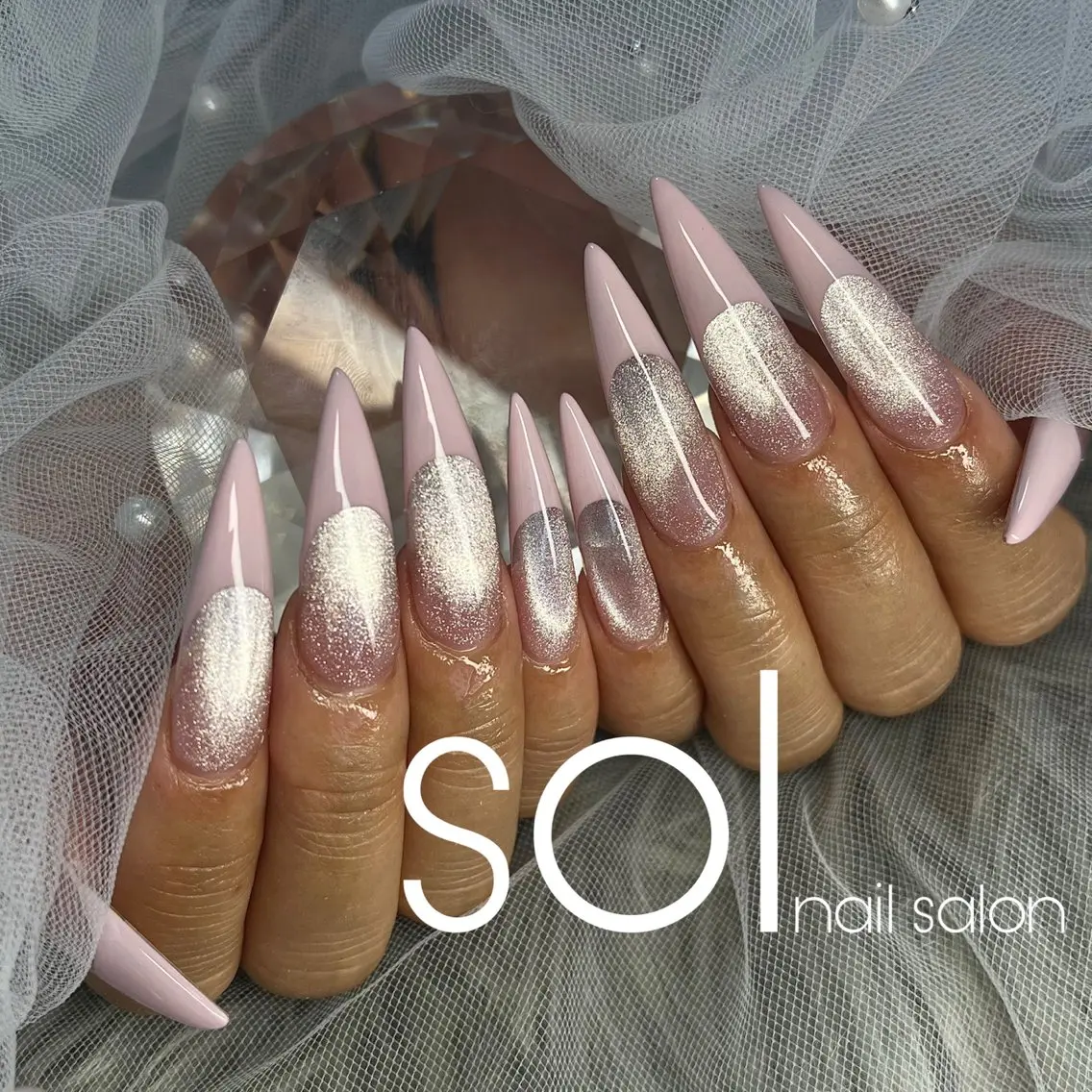 ネイル ハンドネイル sol manakaのネイルデザイン