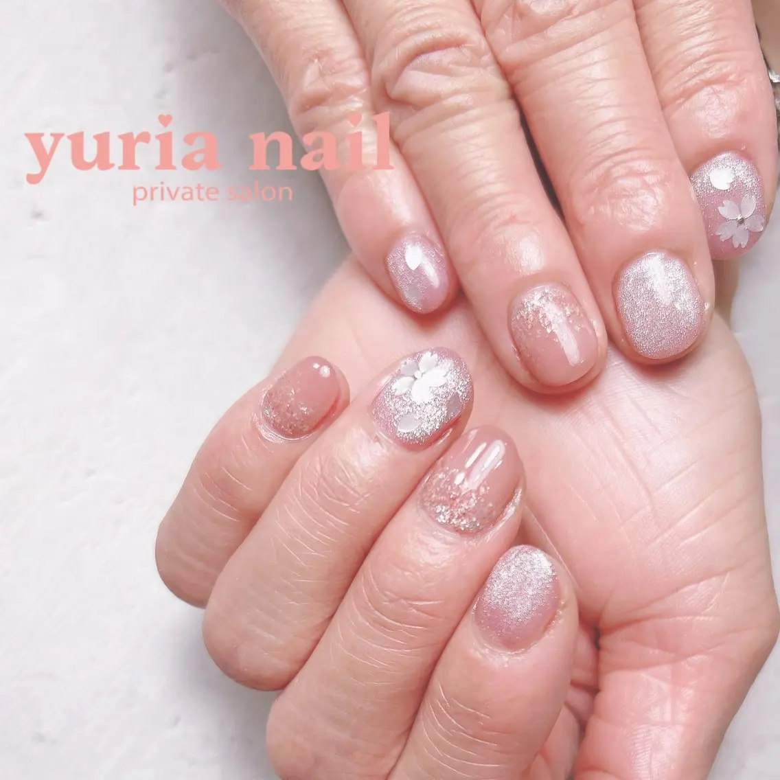 ネイル 桜ネイル ジェルネイル ホログラムネイル キラキラネイル マグネットネイル ハンドネイル 小林 ゆりあのネイルデザイン
