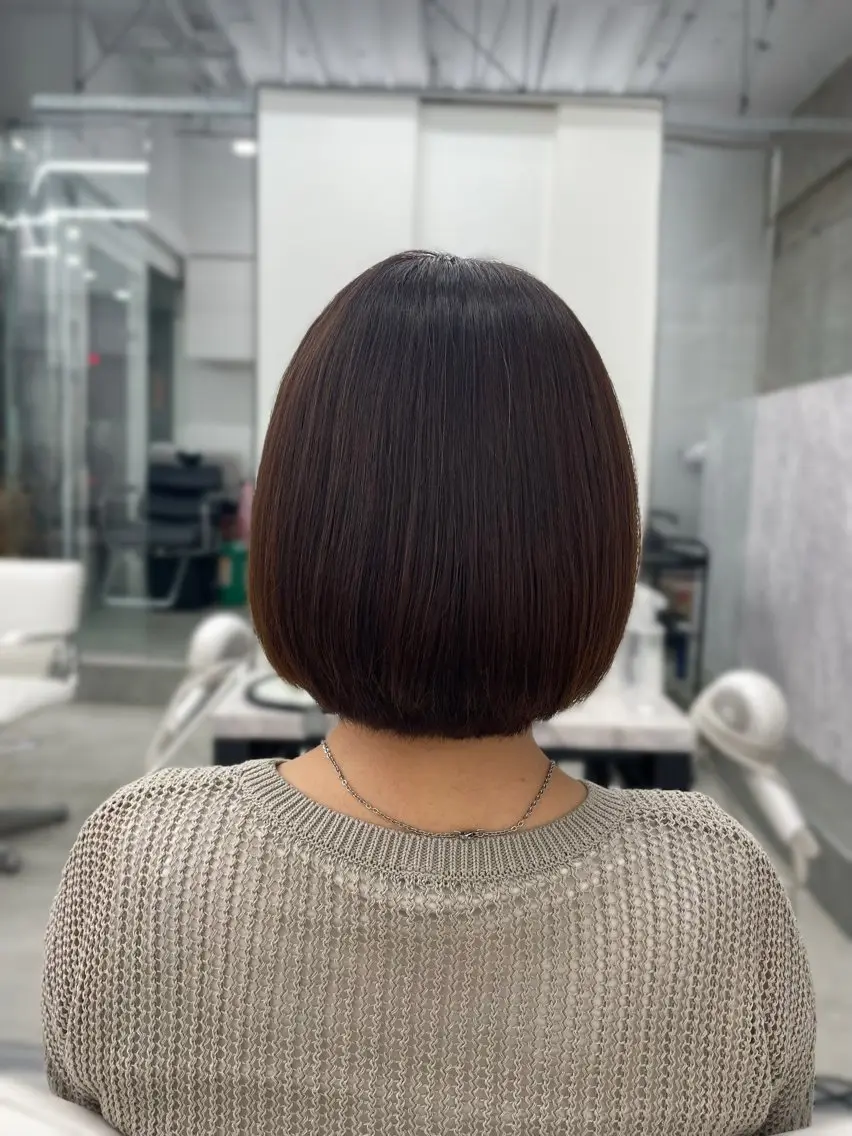 ショート カット トリートメント 髪質改善×ブリーチ なしカラー/桃愛のヘアスタイル