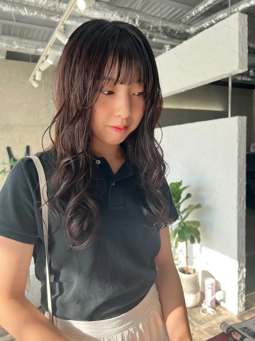 ロング カラー ヘアカラー トリートメント eim AYUKAのヘアスタイル