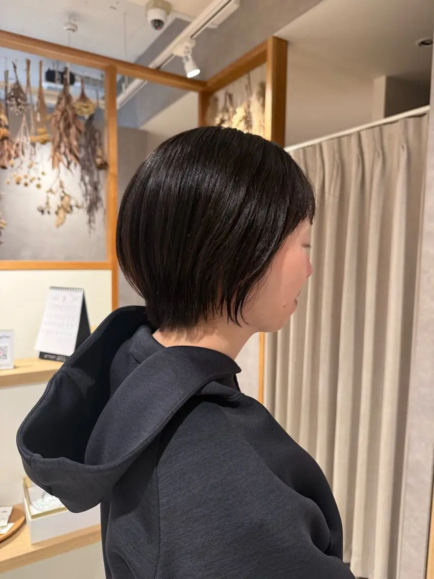 ショート くびれヘア 似合わせカット ショートヘア anju.カット 透明感カラー/パーマのヘアスタイル