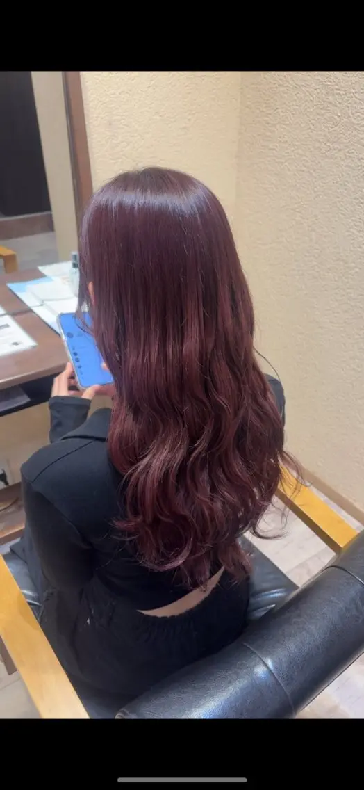 ロング カラー レッドカラー ヘアカラー 棚邊 くるみのヘアスタイル