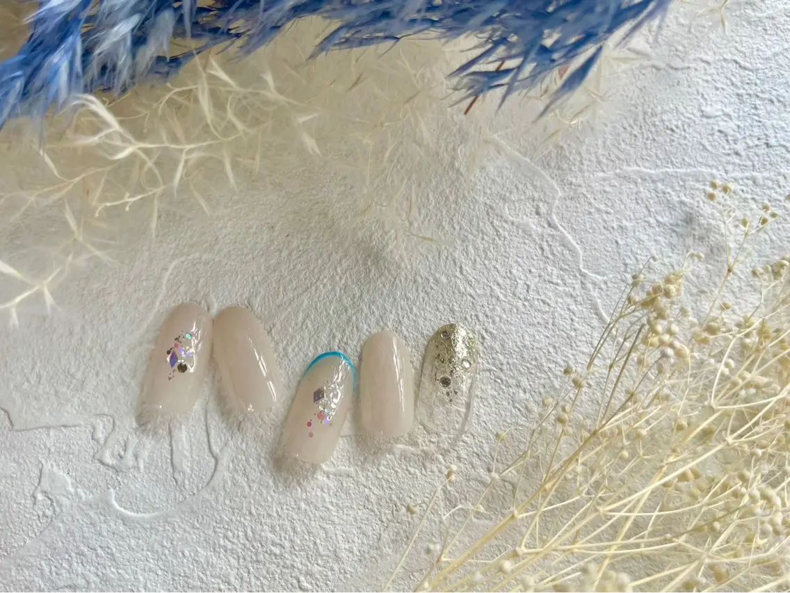 ネイル オーロラネイル 入学式 フットネイル フレンチネイル ジェルネイル ハンドネイル mogunail &blowのネイルデザイン