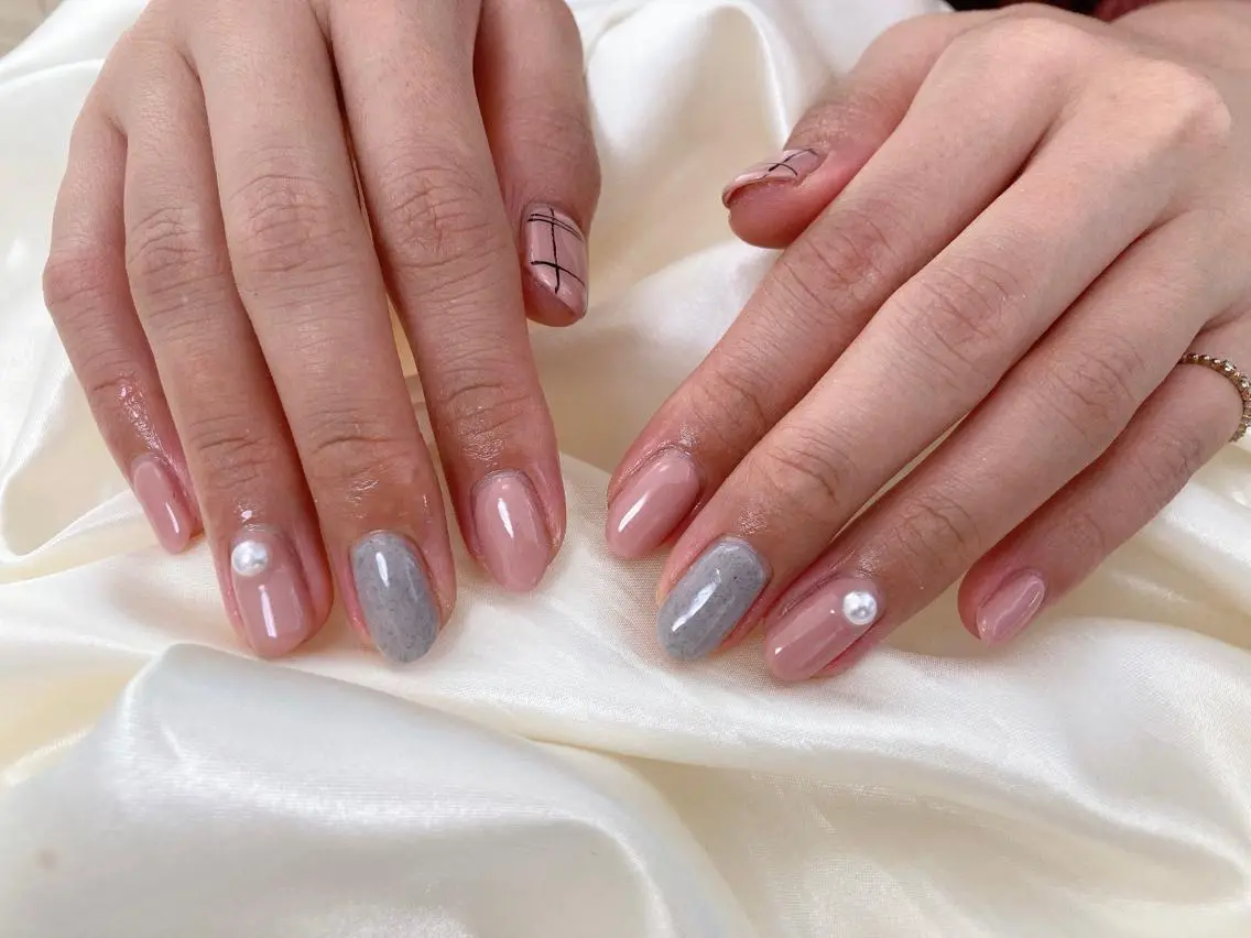 ネイル ハンドネイル mogunail &blowのネイルデザイン
