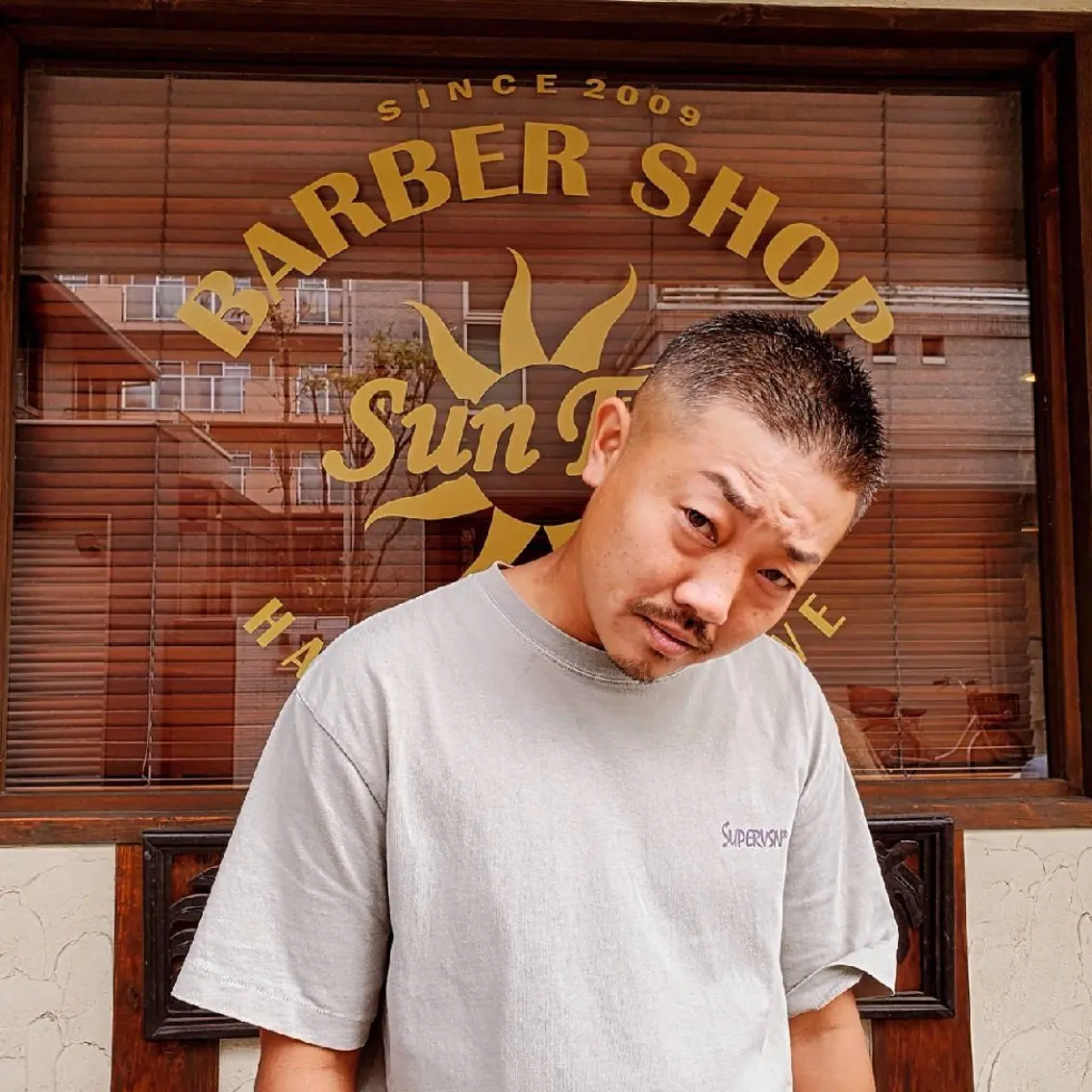 ショート メンズ フェードカット 岡林 選のヘアスタイル