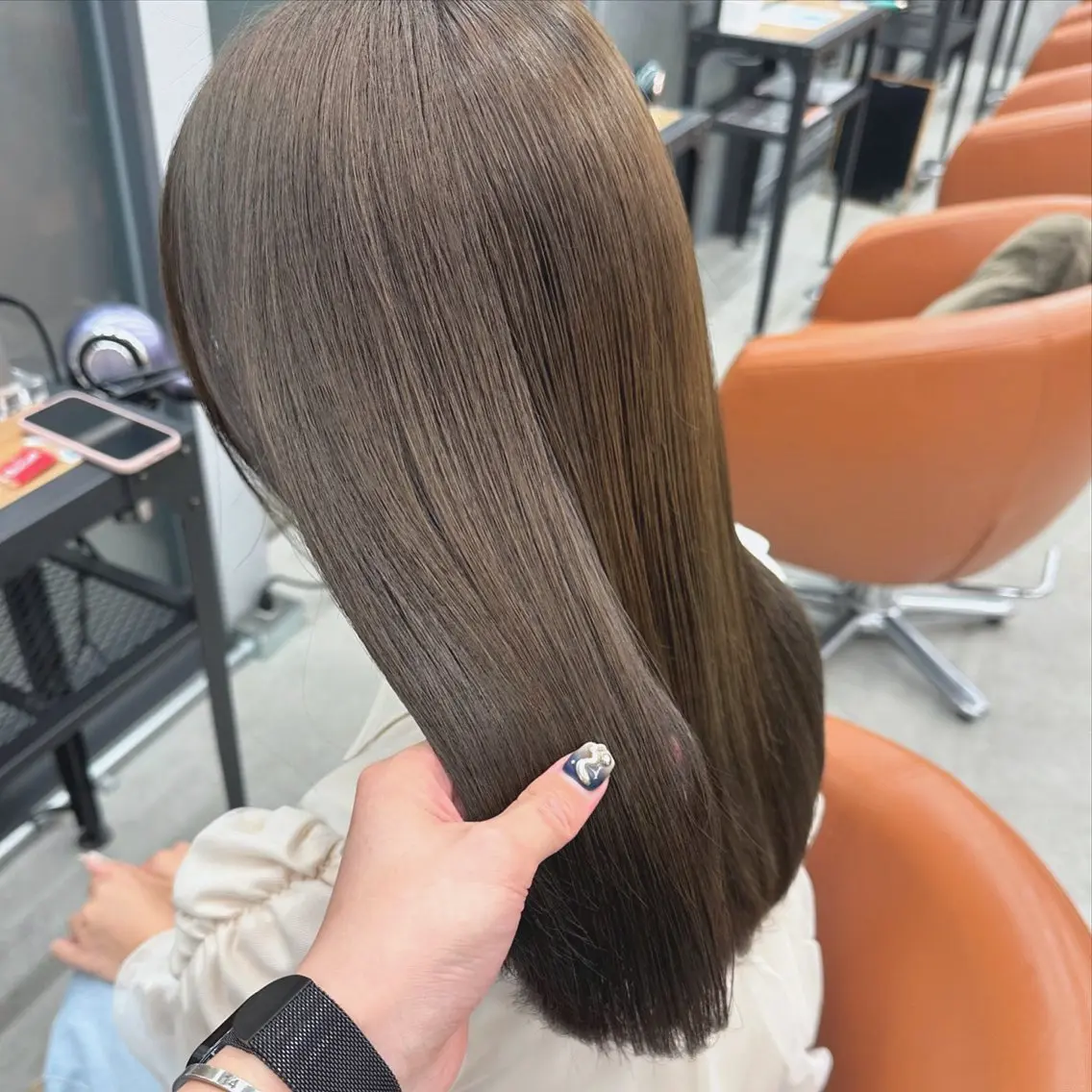 セミロング カラー 高松 沙耶のヘアスタイル
