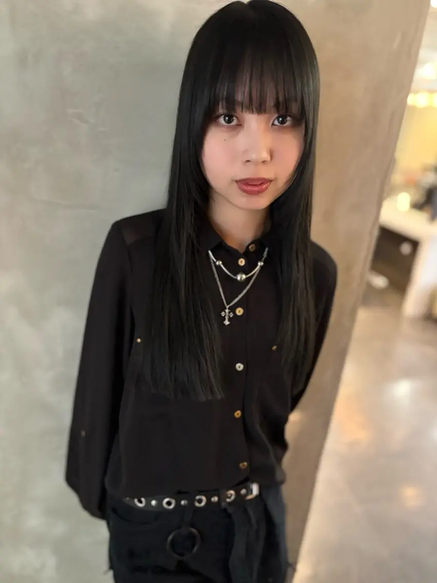 ロング カット トリートメント 優作 〜圧倒的信頼〜のヘアスタイル