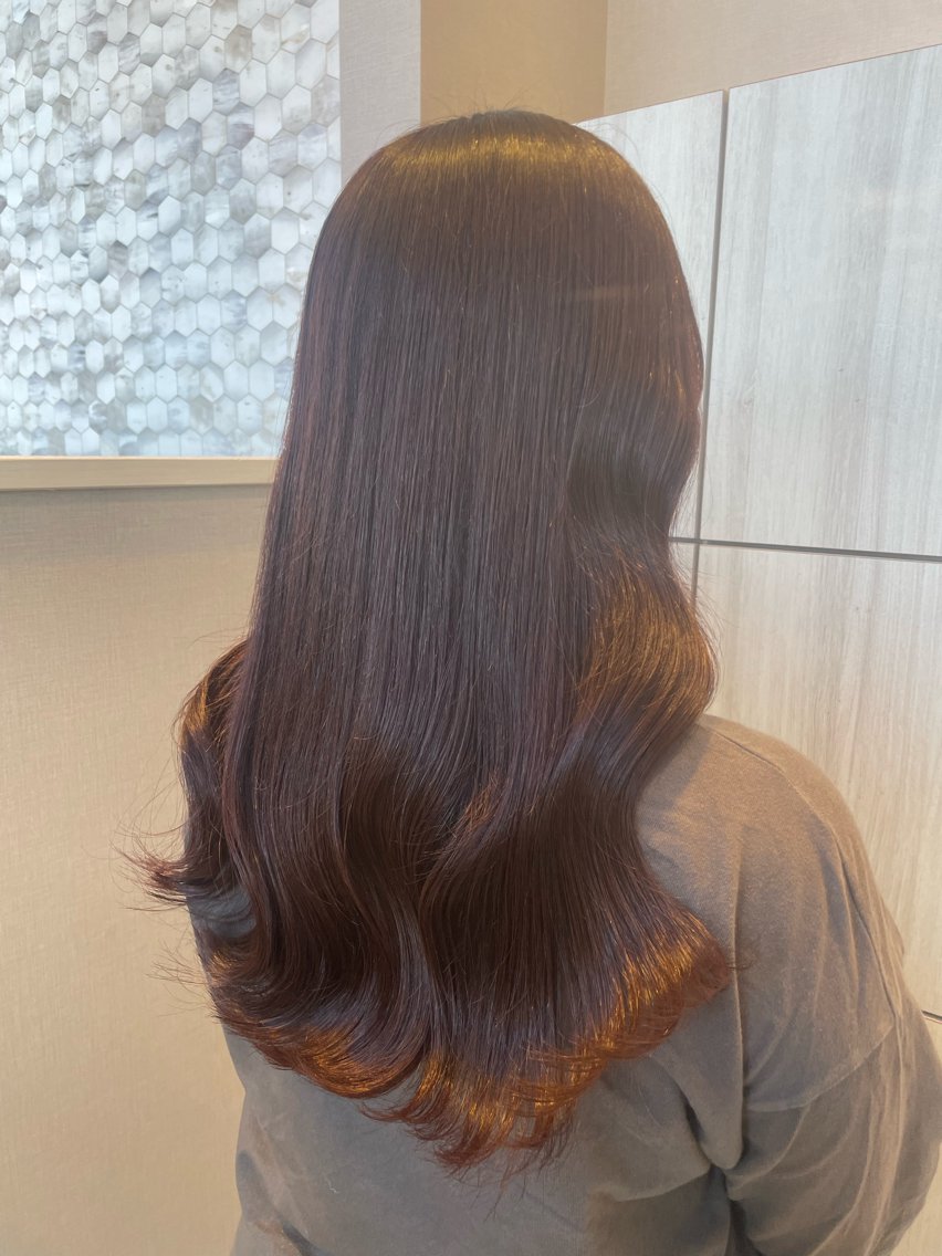 ロング トリートメント カット ヘアカラー ブリーチ/レイヤー Rinaのヘアスタイル