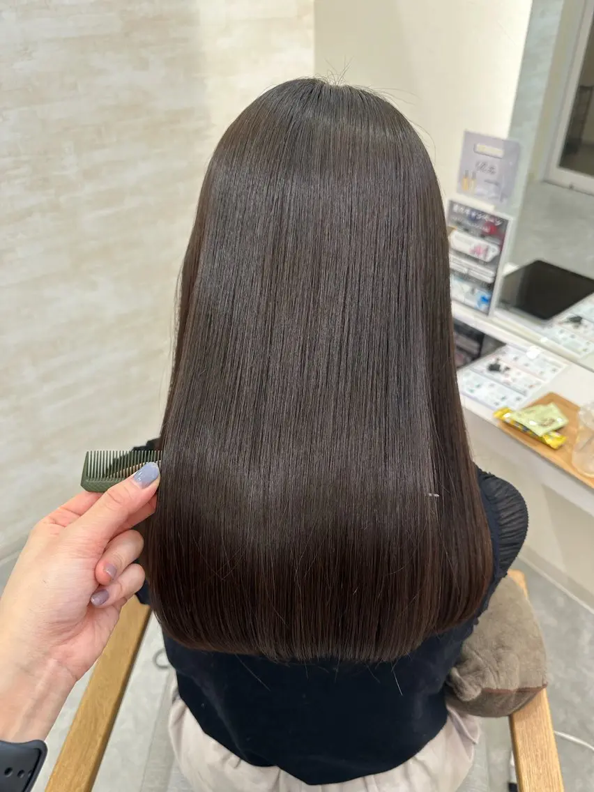 セミロング 髪質改善 縮毛矯正 トリートメント カット ヘアカラー トリートメント 髪質改善&ヘアケア 永山若奈のヘアスタイル