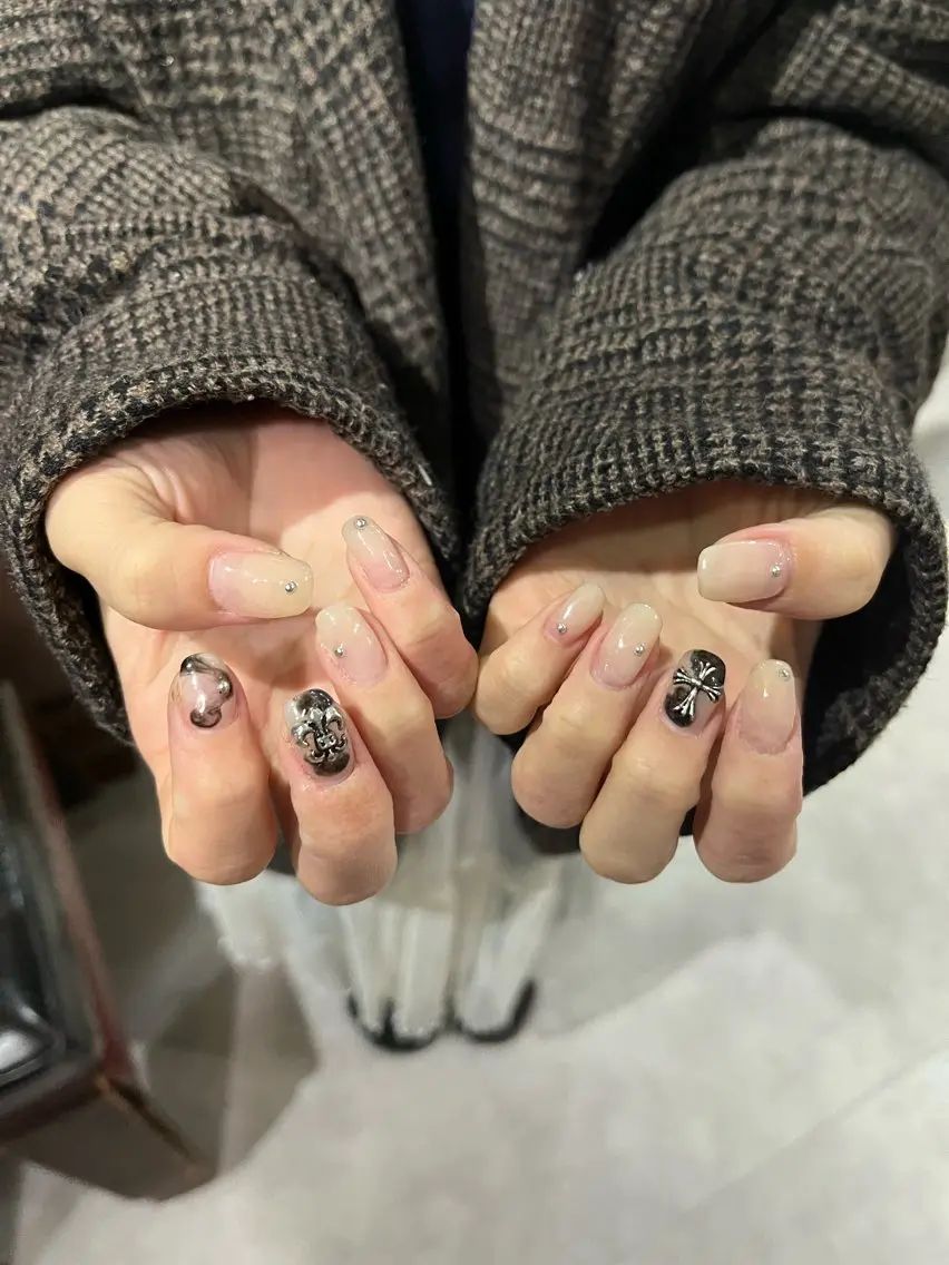 ネイル ハンドネイル フットネイル Kei★ 個性派ネイルのネイルデザイン