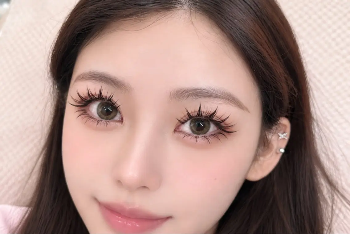マツエク・マツパ 付け放題 バインドロック 束感まつ毛 フラットラッシュ ナチュラル マツエク YK Beauty Salonのマツエク・マツパデザイン