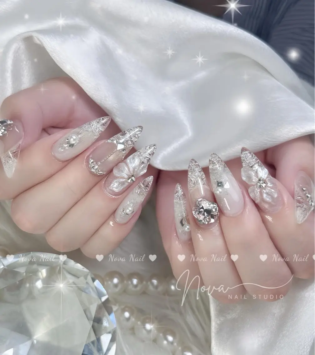 ネイル ハンドネイル ハンドケア Kitty Nail Novaのネイルデザイン