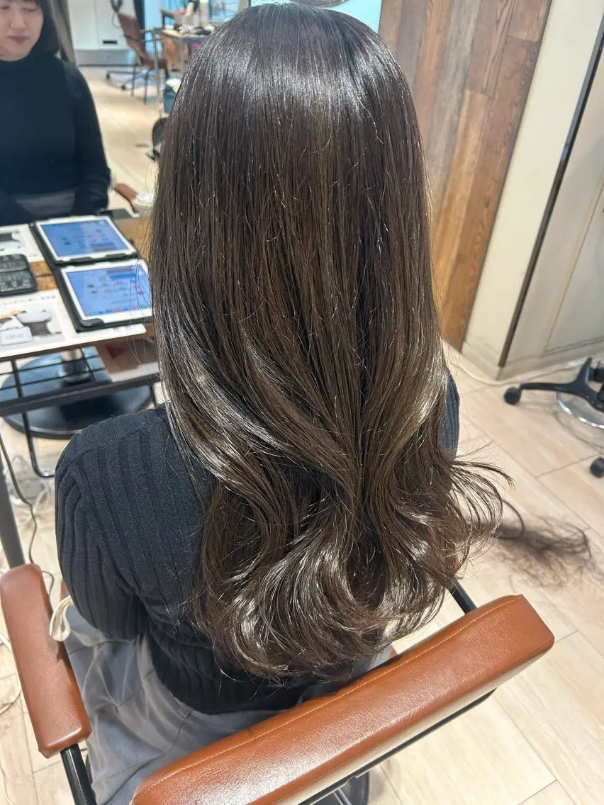 ロング カット ヘアカラー トリートメント 🎀大竹美侑/顔まわ りカット/レイヤーのヘアスタイル