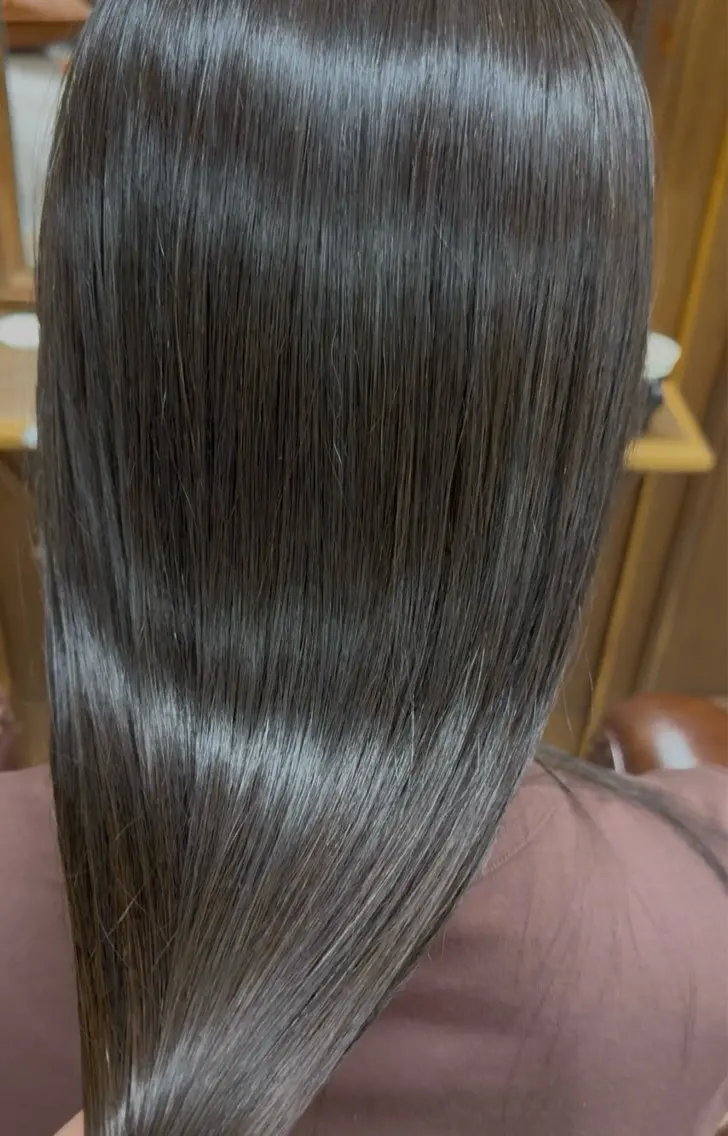 ロング カラー グレージュ 髪質改善 トリートメント カット ヘアカラー 縮毛矯正 トリートメント 顔周り特化〜RIHO /CLUTCH博多のヘアスタイル