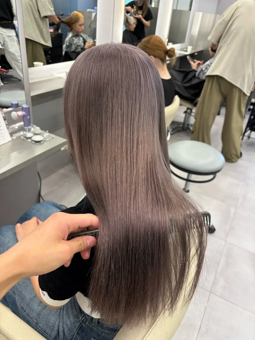 ロング カラー ブリーチ 透明感カラー グレージュ 名古屋／デザイン／ ブリーチ/松井亮磨のヘアスタイル
