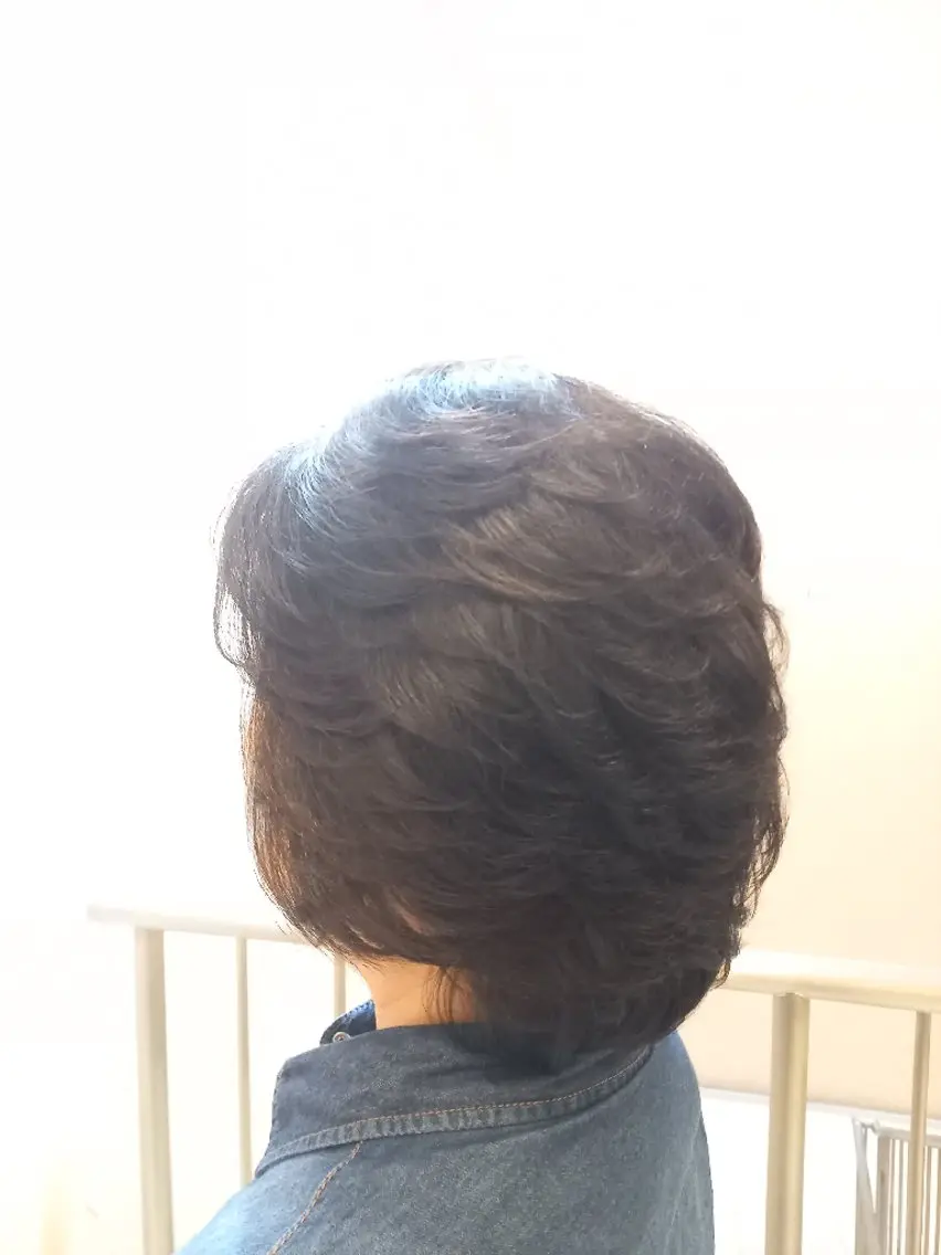 ショート くせ毛 飯田・髪質改善縮毛矯 正・カラー・パーマのヘアスタイル