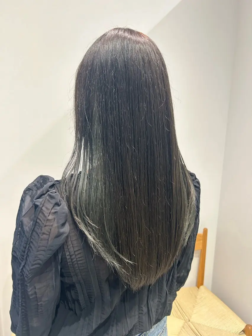 ロング カラー ヘアアレンジ ブリーチ カット ヘアカラー トリートメント yuka .のヘアスタイル
