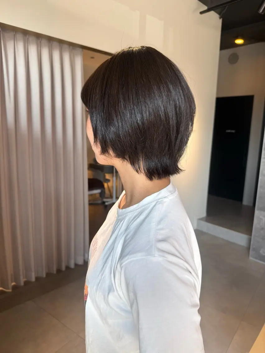 ショート カラー ブラウンカラー モカブラウン HINA/ BEEstのヘアスタイル