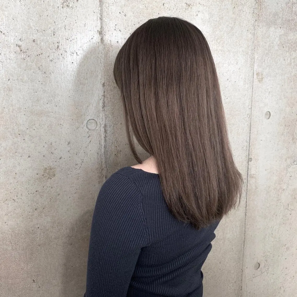 ロング カラー グレージュ ラベンダーカラー ラベンダーグレージュ ラベンダーグレー 二宮 早智子のヘアスタイル