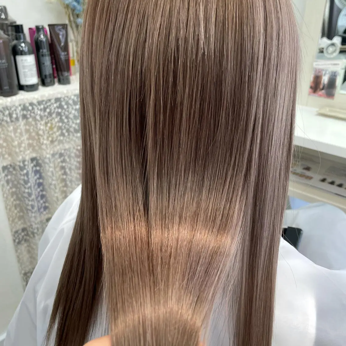 【透明感up💫】ダブルカラー(ケアブリーチ&シャンプー&ブロー&コテ巻き仕上げ込)の写真