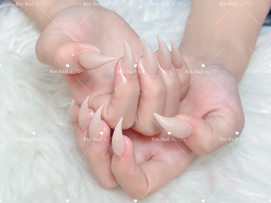 ネイル べっ甲ネイル ブルー 長さ出し フレンチネイル ジェルネイル ハンドネイル Rin Nail 新大久保店のネイルデザイン