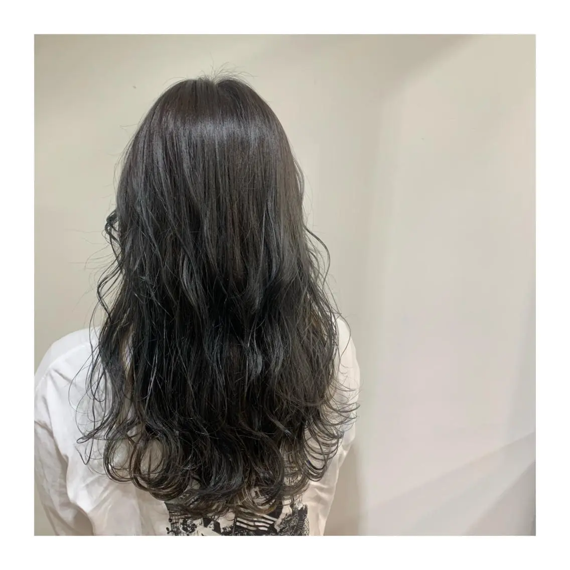 ロング カラー ヘアカラー トリートメント あべ ゆうかのヘアスタイル