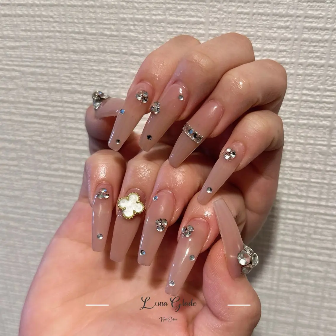 ネイル ハンドネイル Luna Gladeのネイルデザイン