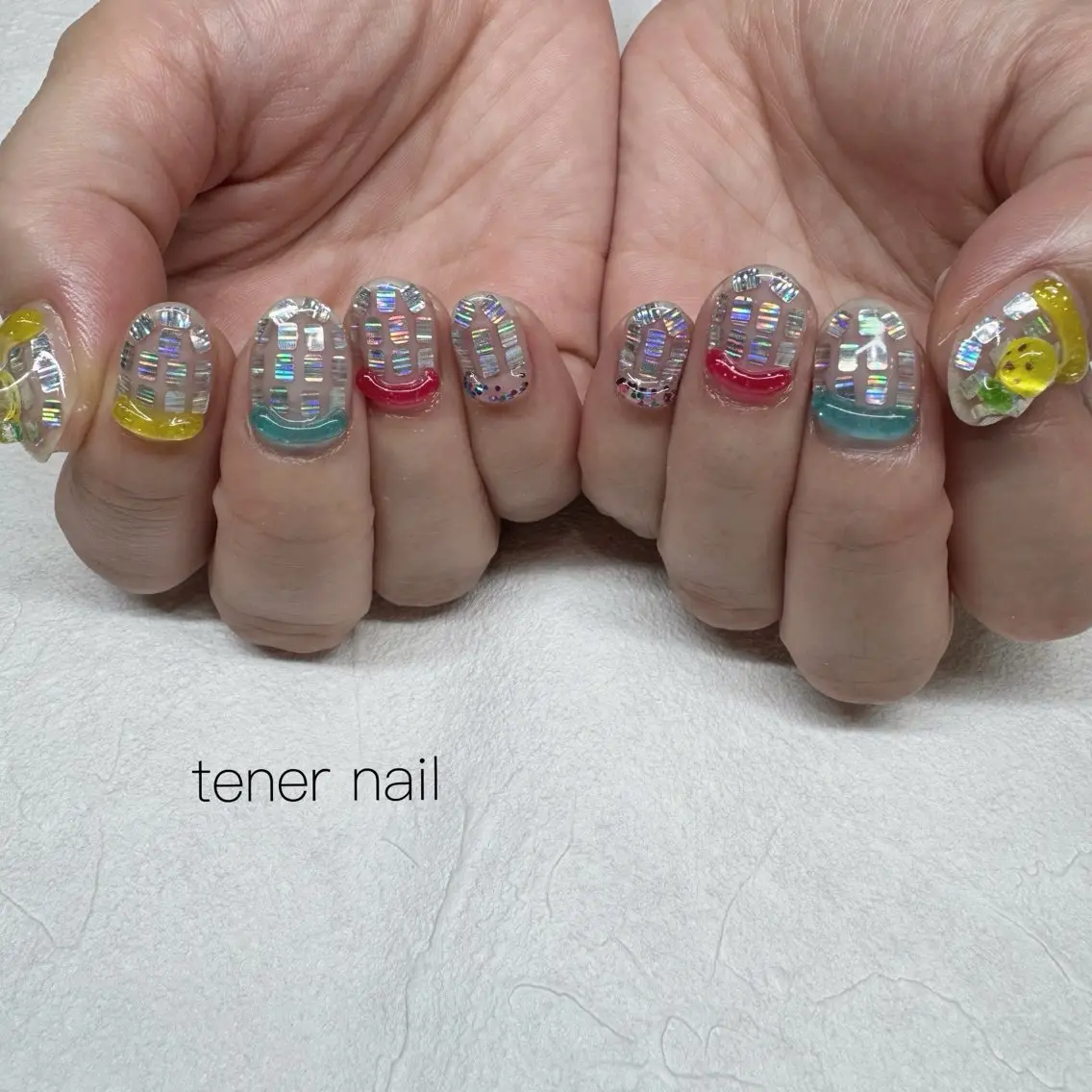 ネイル ホログラムネイル キラキラネイル ハンドネイル テネルネイル tener nailのネイルデザイン