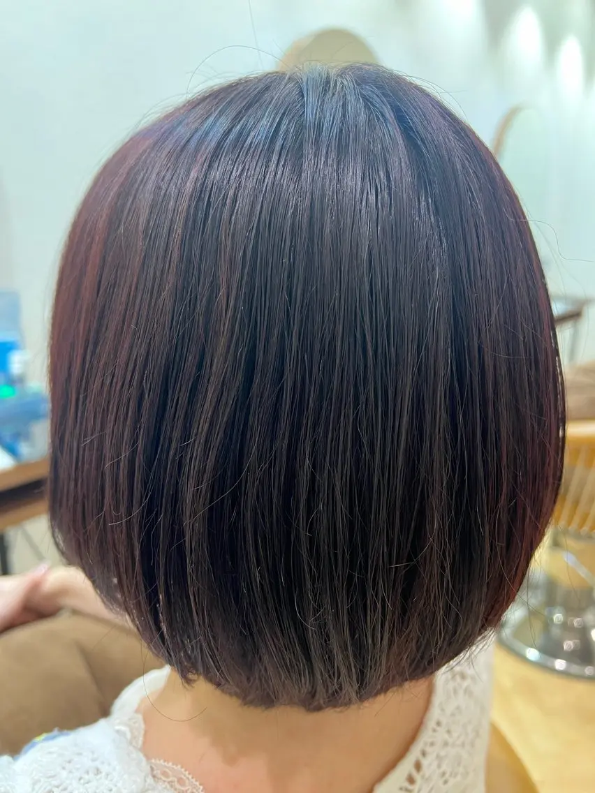ショート カラー ボブ 小顔カット 城 梨音のヘアスタイル