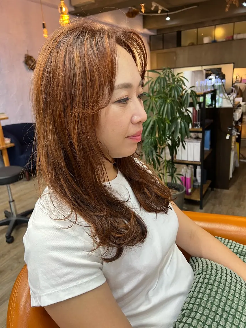 ロング カラー カット ヘアカラー トリートメント 古澤 咲来のヘアスタイル