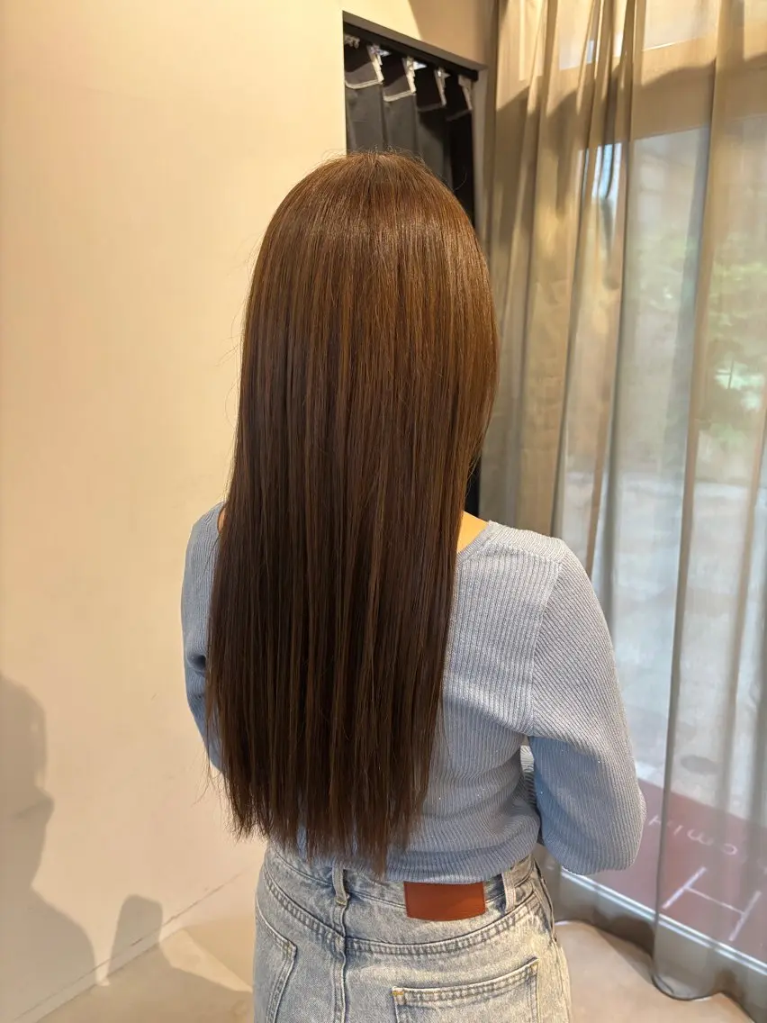ロング カラー 石井 ひまりのヘアスタイル