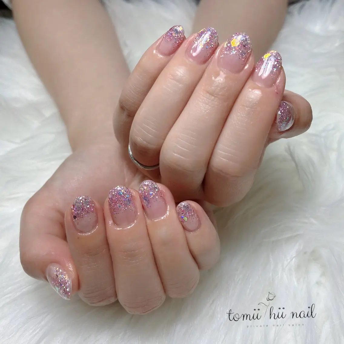 ネイル グラデーション キラキラネイル ラメ(グリッター) ラメグラデーション ピンク ハンドネイル tomii-hii -nailのその他イメージ