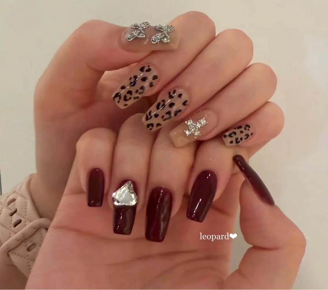 ネイル ハンドネイル BERA NAILSのネイルデザイン
