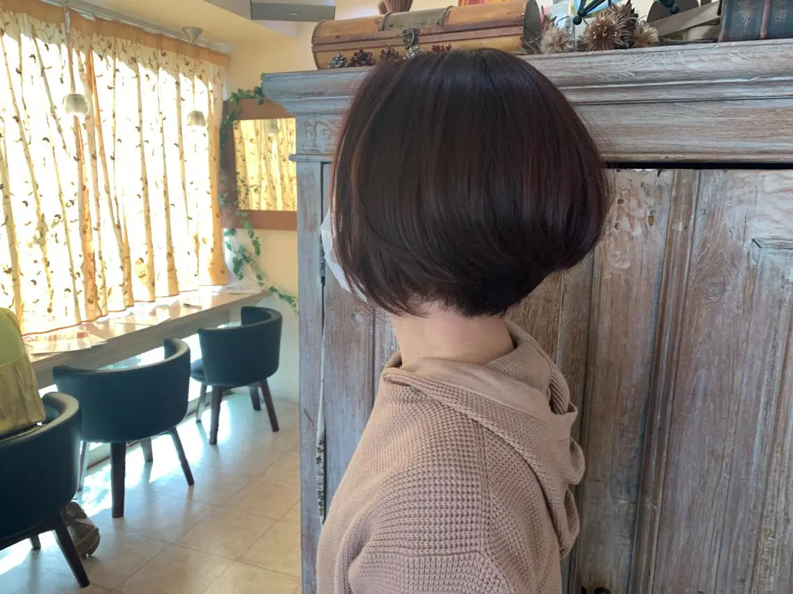 ショート カラー イルミナカラー ショートヘア 小顔カット ヘアカラー トリートメント ヘッドスパ nishimura makotoのヘアスタイル