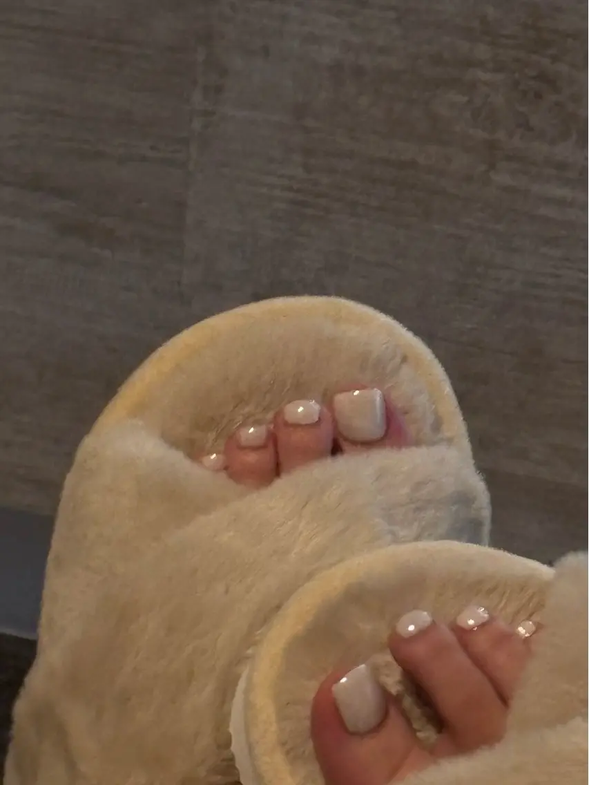 ネイル フットネイル Looogネイリスト 織戸のネイルデザイン