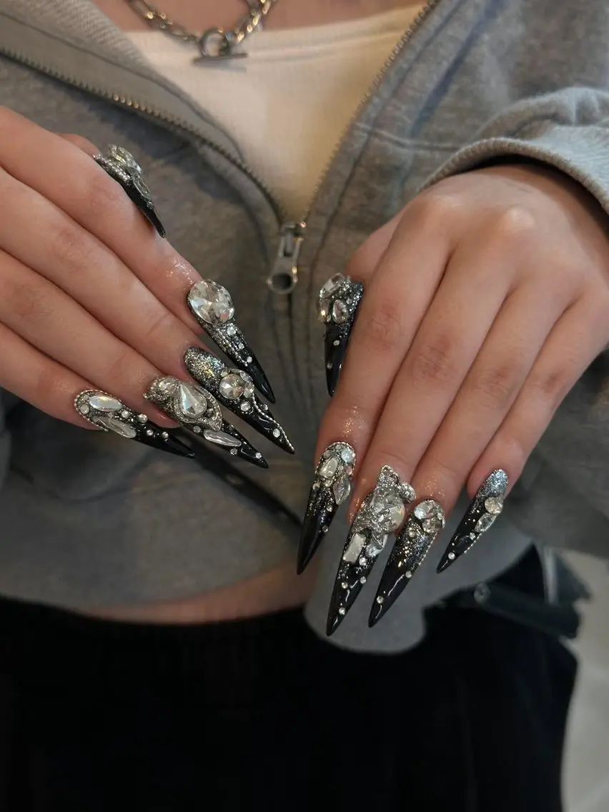 ネイル チークネイル ドット フットネイル フレンチネイル グラデーション Nihonthy Nail 新宿のネイルデザイン