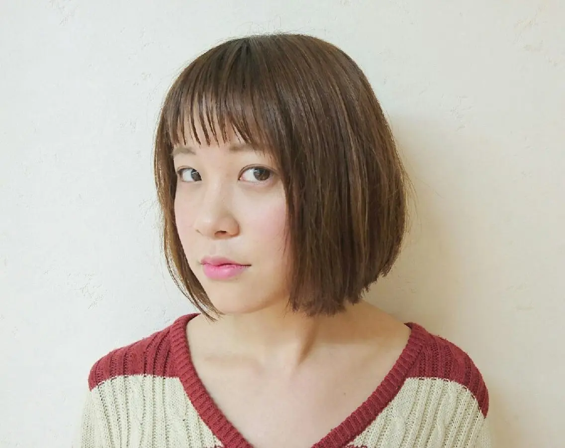 ショート ショートヘア 透明感ハイライト◎ 伊藤夏海のヘアスタイル