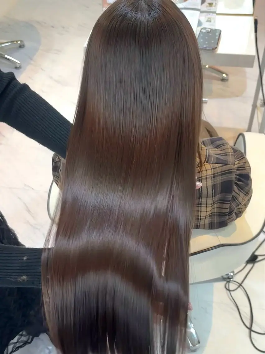 ロング 髪質改善 annuy ayanaのヘアスタイル