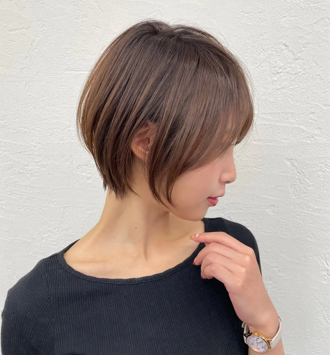 ショート 顔周りカット 梶 久菜乃のヘアスタイル