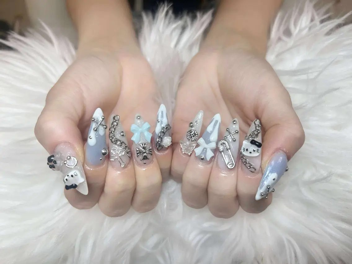 ネイル ハンドネイル ハンドケア Anh Nail 歌舞伎町のネイルデザイン