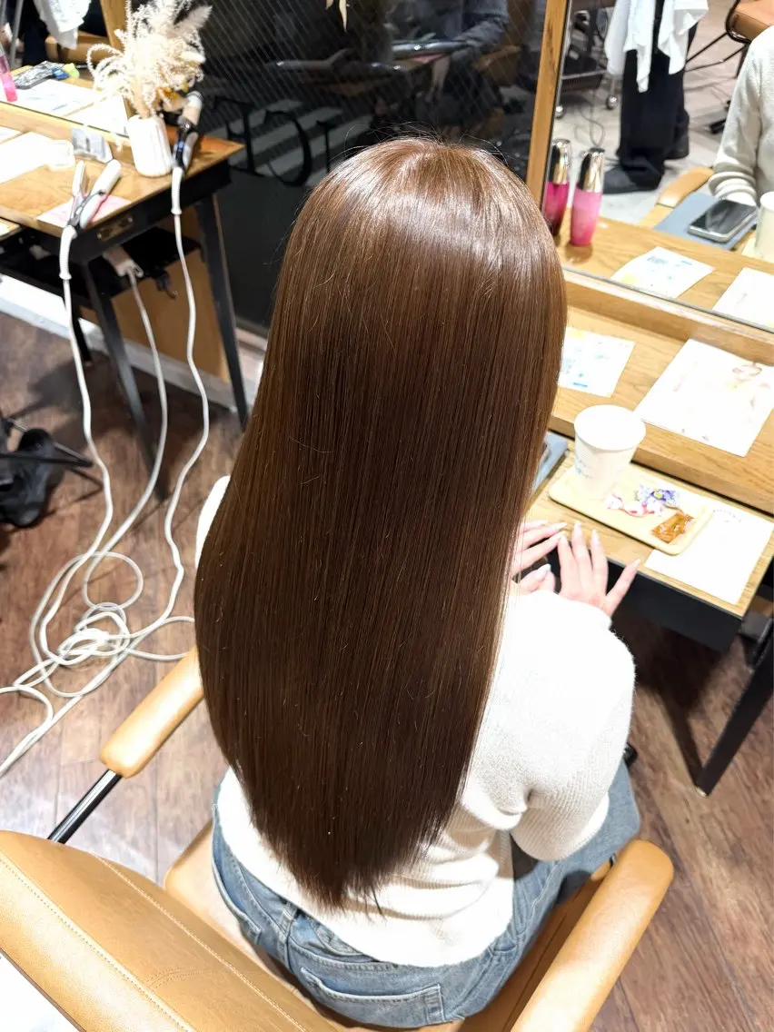 ロング カラー ベージュカラー ブリーチ ダブルカラー ヘーゼル ブリーチなしカラー カット ヘアカラー トリートメント 髪質改善/韓国風 🦕ＡＫＡＲＩ🩵のヘアスタイル