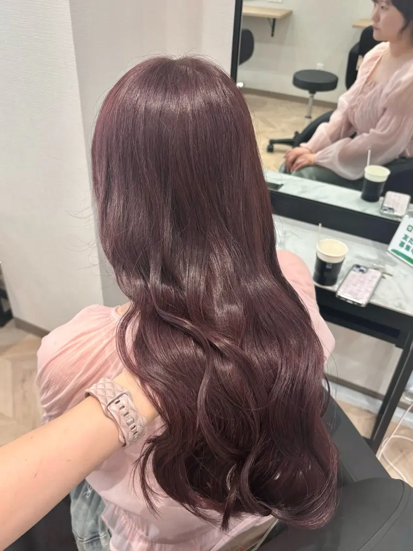 ロング カラー ブリーチ ピンクカラー ヘアカラー 𝒎𝒐𝒆🩰 名駅/ヘアメ/暖色♡のヘアスタイル