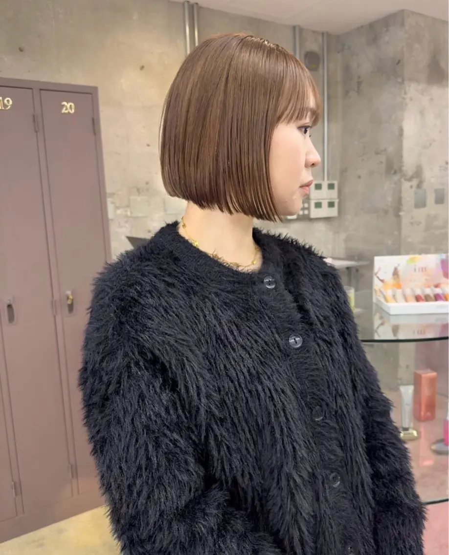 似合わせカット+透明感たっぷりブリーチなしWカラー+クイックトリートメントの写真