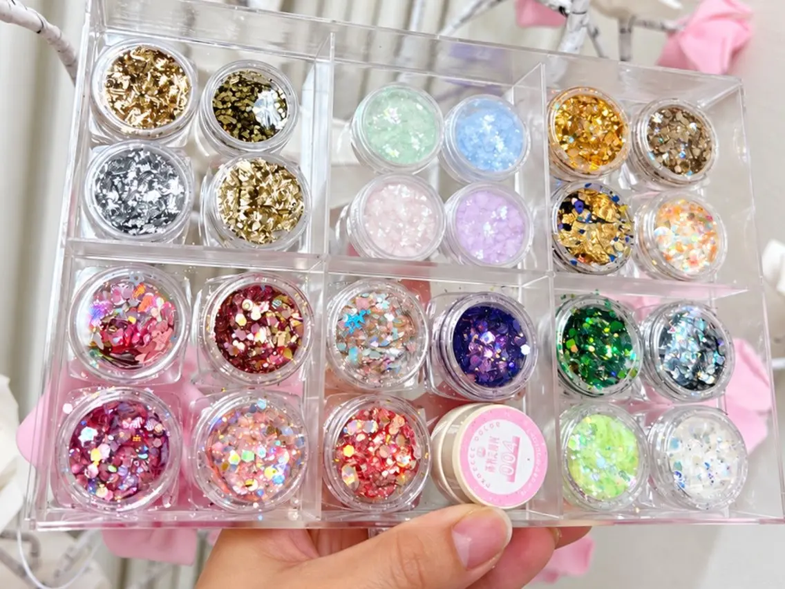 ネイル ボルドー ブラウン ゴールド キラキラネイル 韓国ネイル ハンドネイル 高山ルコ(NAIL) 店長のネイルデザイン