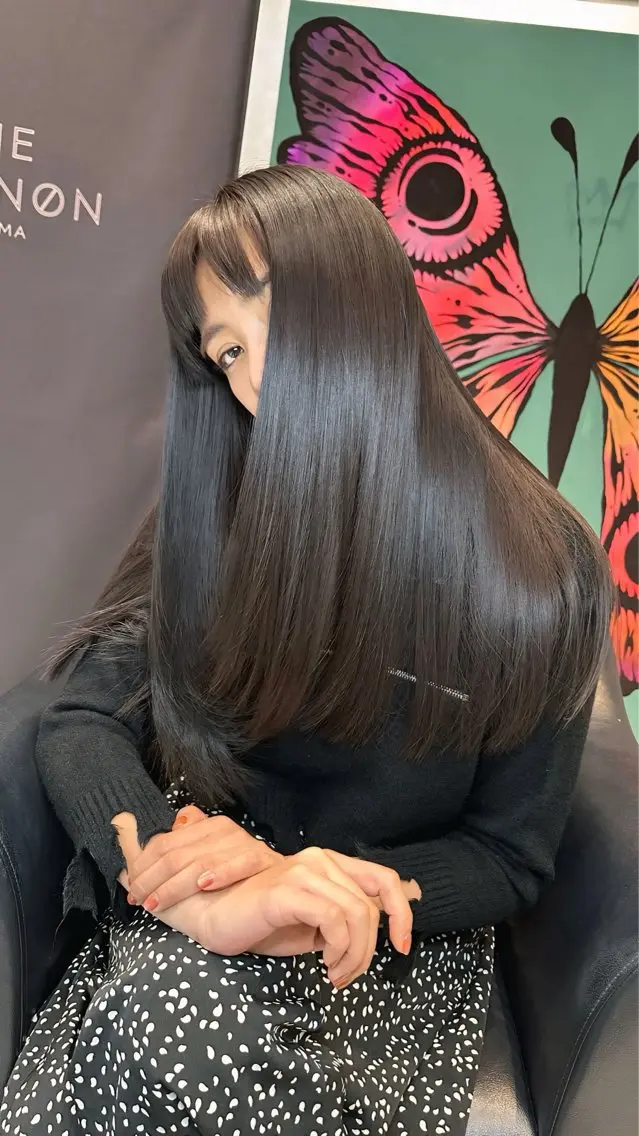 ロング ケアカラー 顔周りカット 韓国風ヘア レイヤーカット ヘアカラー トリートメント 色気ヘア💄 TAKAHIROのヘアスタイル
